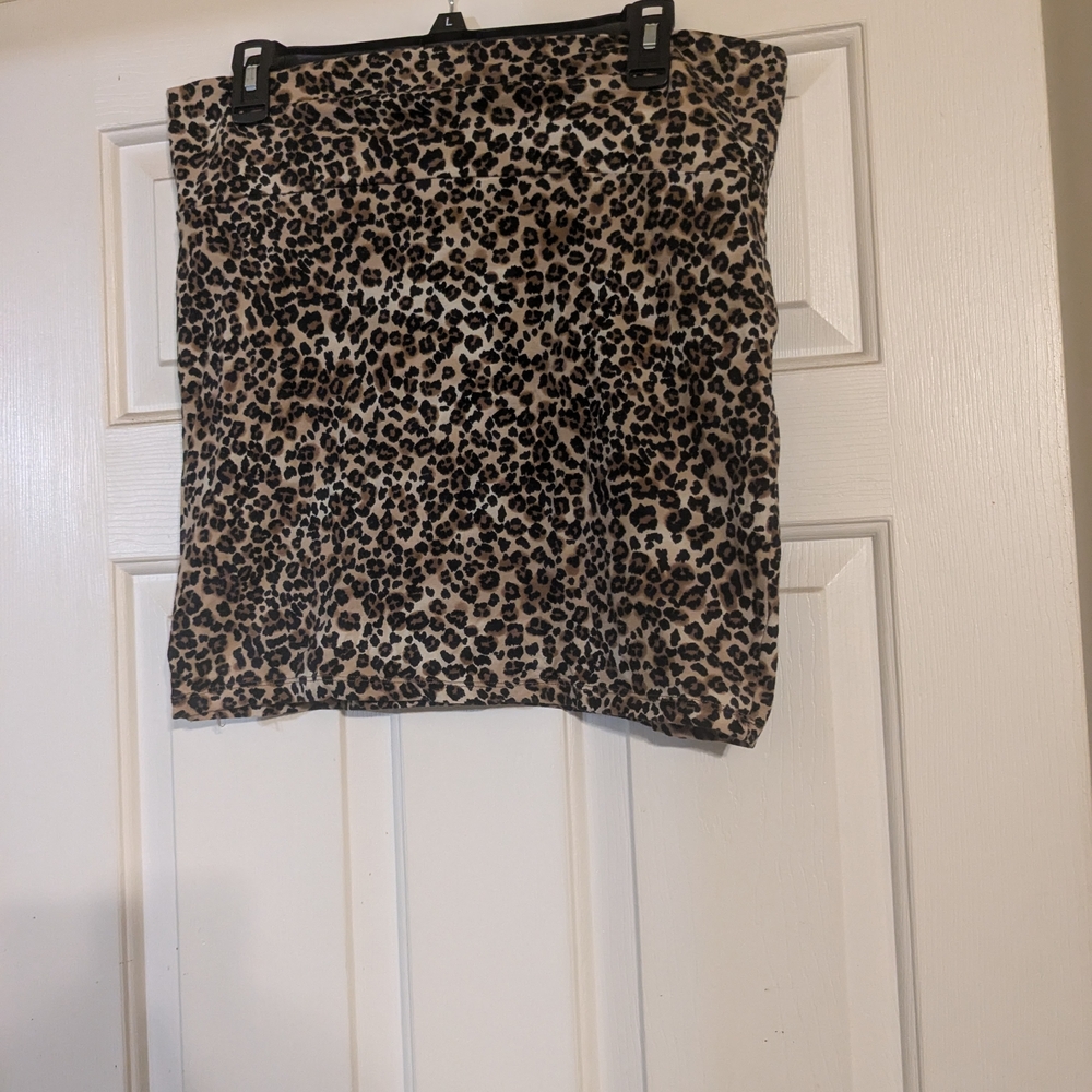 Charlotte Russe Black and Brown Mini Skirt